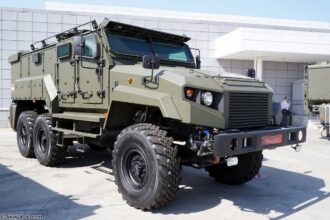 Z-STS Akhmat: Why Russia Built a Heavy Armored Vehicle Around the Principle of “The Simpler, the Better”